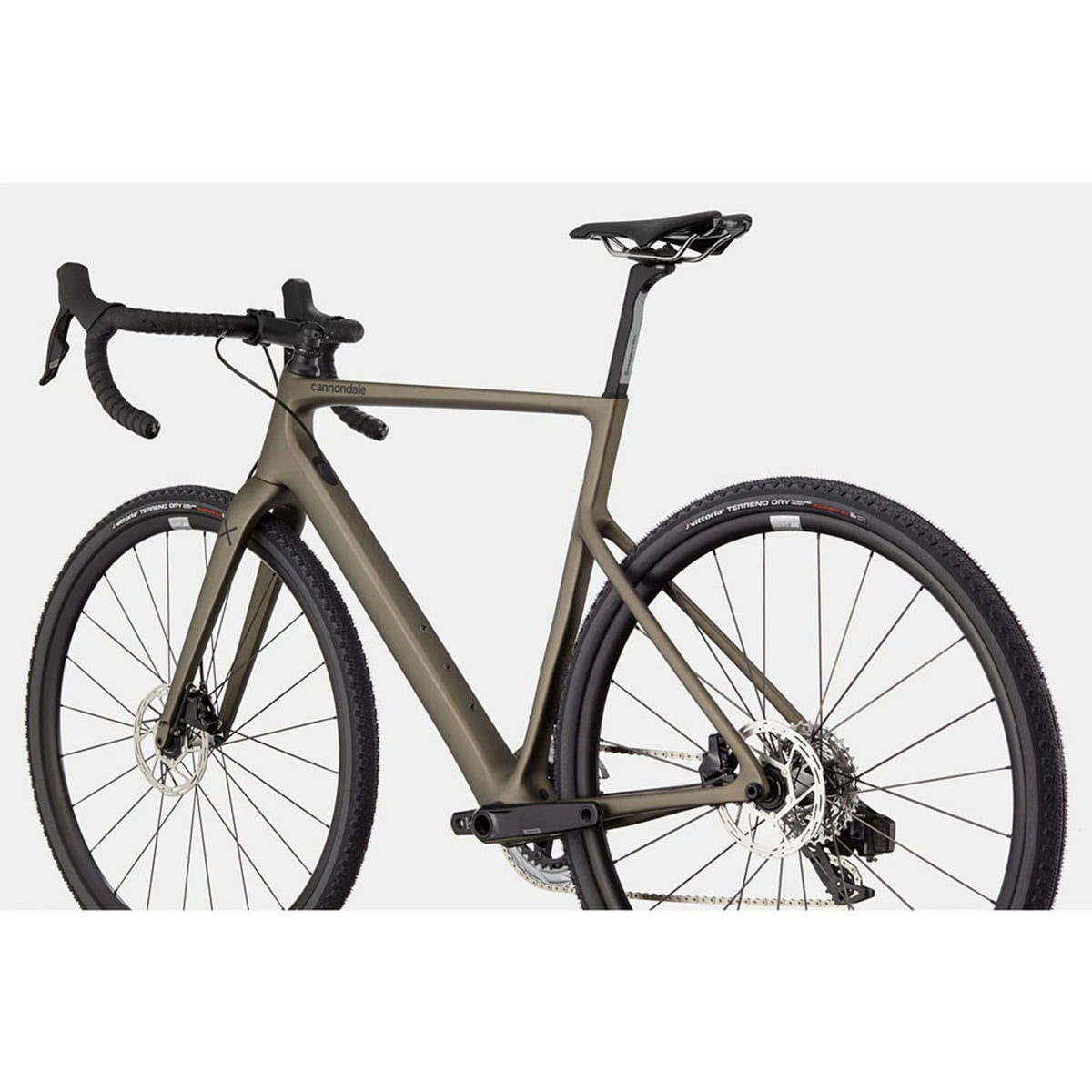 evo gravel bike Cannondale Supersix SE 2024 – Alpine East AG:5 Gänge Rotho ALBULA Aufbewahrungsbox, 40 Casco - Cuda2 - Größe:S (52 - 56 cm) youll find an impressive